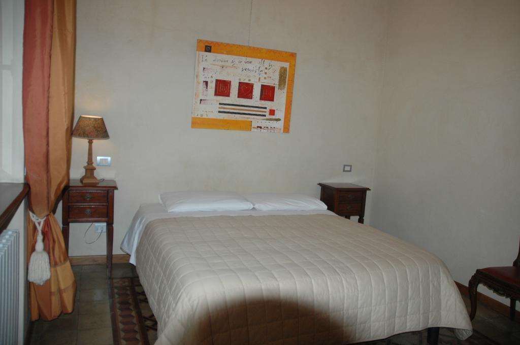 Le Maddalene Bed & Breakfast เวโรนา ห้อง รูปภาพ